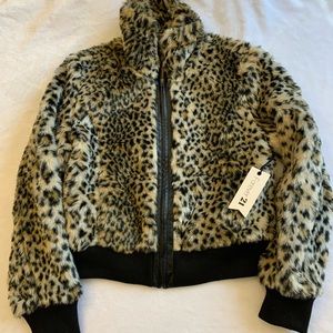 Forever 21 cheetah faux fur bomber jacket NWT